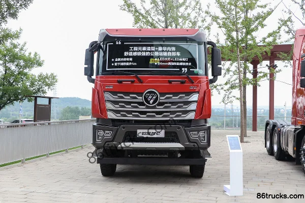 Foton Auman Kunlun Reinforced 530 hp 8X4(12 wheels) 8.6m LNG Dump Truck Exterior (2) | 86Trucks