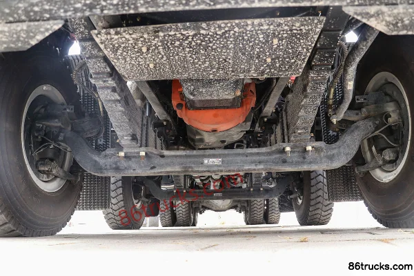 Foton Auman Kunlun Reinforced 530 hp 8X4(12 wheels) 8.6m LNG Dump Truck Chassis (1) | 86Trucks