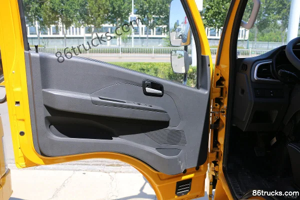 Yuejin Fuxing S100V 95 ch 4X2(6 roues) petit camion à ridelles double cabine 3,2 m (frein hydraulique) (2) | 86Trucks