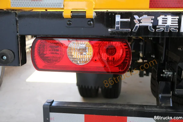 Yuejin Fuxing S100V 95 ch 4X2(6 roues) petit camion à ridelles double cabine 3,2 m (frein hydraulique) Carrosserie (3) | 86Trucks