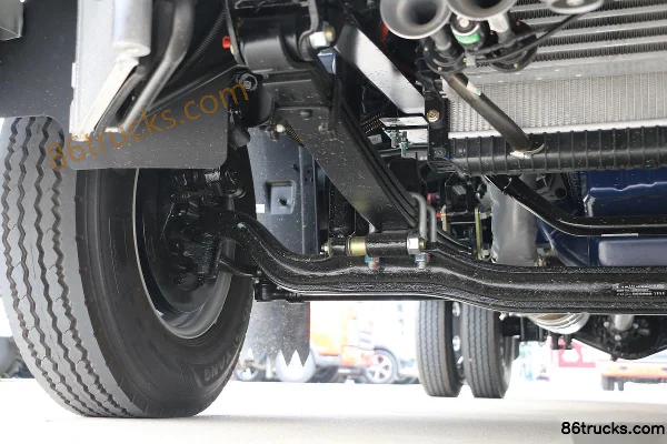Sinotruk HOWO Hanjiang 160 hp 4X2(6 wheels) 4.15 m single-row stake truck (China VI) (WLY 6-speed) Chassis (2) | 86Trucks