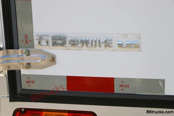 Wuling Rongguang Xiaoka 1,5 L 99 ch 4X2(6 roues) essence 2,585 m fourgon monoplace léger Carrosserie (3) | 86Trucks