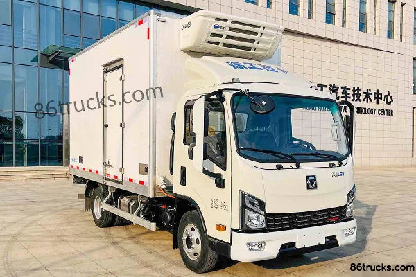 XCMG Hanchi Gemini 4.5T 4.02m Plug-in Hybrid Refrigerated Truck 4X2(6 wheels) Exterior