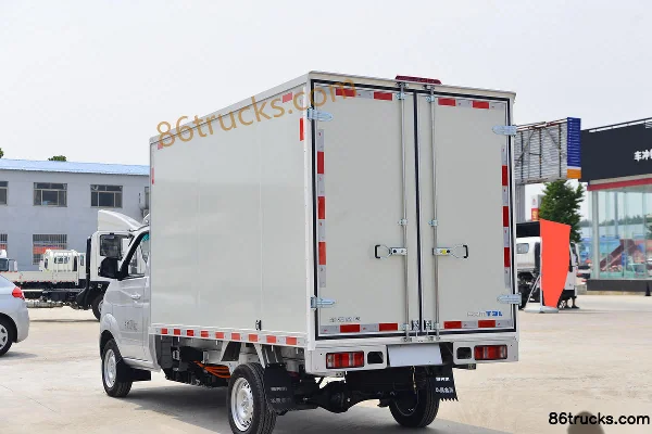 SRM Xinyuan T3LEV 2,7T camion léger fourgon 3,04 m cabine simple 100% électrique 41,86 kWh 4X2(6 roues) Carrosserie (2) | 86Trucks