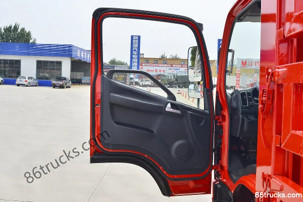 FAW Jiefang J6F 130 hp 4X2(6 wheels) 4.16m single-row stake truck Cab (1) | 86Trucks