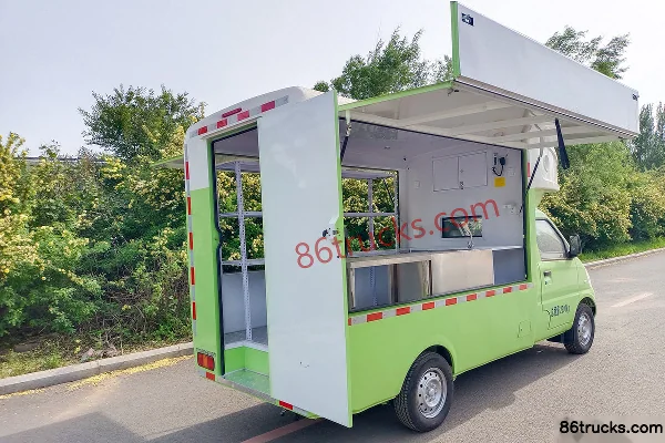 Wuling Rongguang Mini Truck Extended Edition 2.3T 2.865m single-row battery electric mobile shop truck 4X2(6 wheels) Cab (3) | 86Trucks