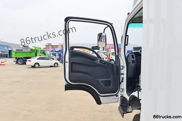 SHACMAN Commercial Vehicle Delong G1 Standard Load Edition 143 hp 4X2(6 wheels) 4.2m Single Row Van Light Truck Cab (1) | 86Trucks