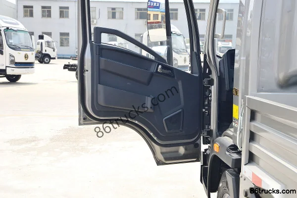 Sinotruk HOWO Hanjiang H 160hp 4X2(6 wheels) 4.15m AMT Automatic Single Row Panel Light Truck Cab (2) | 86Trucks