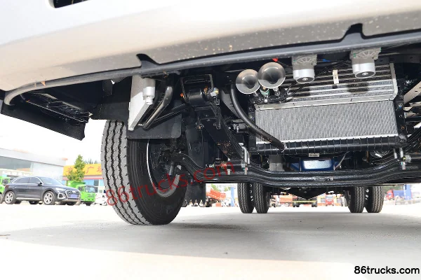 Sinotruk HOWO Hanjiang H 160hp 4X2(6 wheels) 4.15m AMT Automatic Single Row Panel Light Truck Chassis (2) | 86Trucks