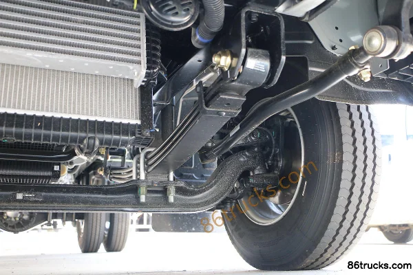 Foton Aumark Superspeed Pro 160hp 4X2(6 wheels) 4.17m Single Row Flatbed Light Truck (WLY 6-speed) Chassis (3) | 86Trucks