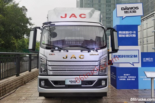 JAC Dewos T7 195 hp 4X2(6 wheels) semi-row cage cargo truck Exterior (2) | 86Trucks