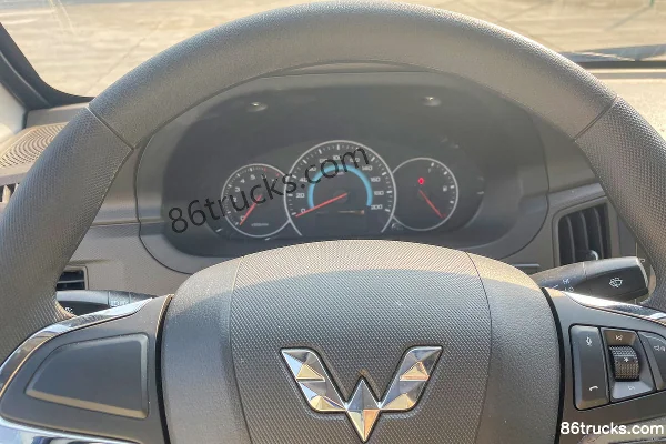 Wuling Rongguang Xinka 2.0L 136 ch 4X2(6 roues) camion frigorifique 3,162 m (China VI) Cabine (2) | 86Trucks