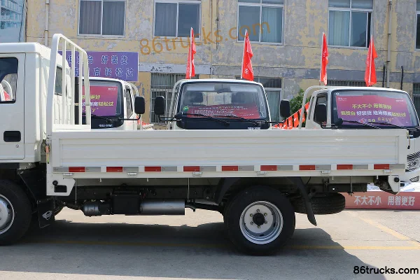 Foton Times Xiaoka Star 2 1,6 L 122 ch 4X2(6 roues) Essence Camion plateau cabine simple 3,3 m (China VI) Carrosserie (1) | 86Trucks