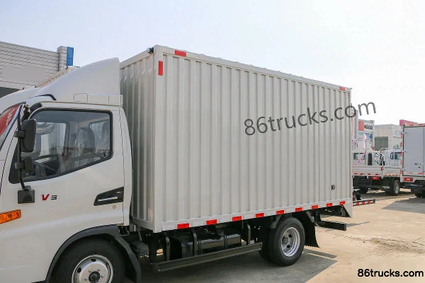 JAC Junling V3 82 hp 4X2(6 wheels) 3.3m single row box truck Body (1) | 86Trucks