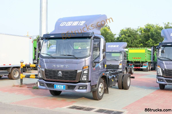 Sinotruk HOWO Tongshuai 170 hp 4X2(6 wheels) 4.15m Single Row Van Light Truck Exterior (3) | 86Trucks