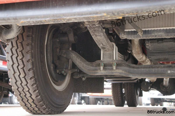 Foton Aoling Hornet MINI 170hp 4X2(6 wheels) 5.25m semi-crew flatbed cargo truck Chassis (2) | 86Trucks