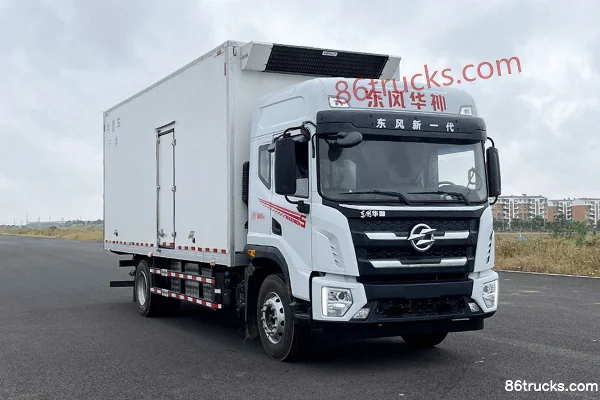 Dongfeng T5 Basic 240hp 4X2(6 wheels) 6.75m Crew Cab Refrigerated Truck (China VI) Exterior