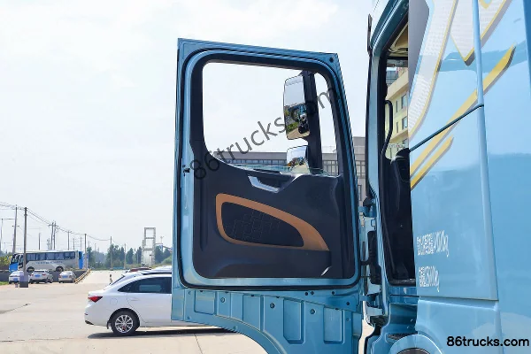 SHACMAN Delong X5000S Classic Edition 510hp 6X4(10 wheels) Tractor Truck (China VI) Cab (1) | 86Trucks
