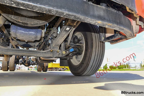 SHACMAN Delong L5000 Classic Edition 240 hp 4X2(6 wheels) 5.8m flatbed cargo truck Chassis (3) | 86Trucks