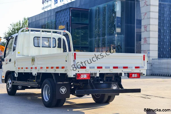 Foton Aoling Jieyun Youth Invincible High-End Edition 146 hp 4X2(6 wheels) 3.83m semi-panel flatbed light truck Body (3) | 86Trucks