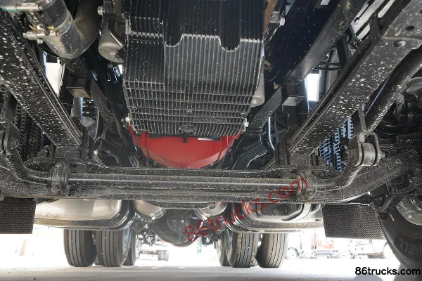 Beijing Trucks Dream 490 hp 6X4(10 wheels) AMT automatic tractor truck (2.643 ratio) Chassis (1) | 86Trucks