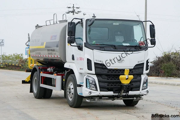 Dongfeng Liuqi New Chenglong M3 200hp 4X2(6 wheels) Green Spraying Truck (Kailifeng) Exterior