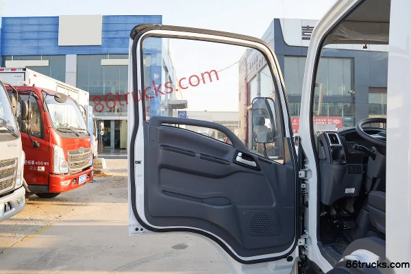 SHACMAN Light Truck Delong X1 115hp 4X2(6 wheels) 3.65m single-row flatbed light truck Cab (1) | 86Trucks