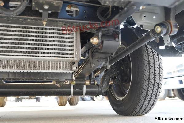 SHACMAN Light Truck Delong X1 115hp 4X2(6 wheels) 3.65m single-row flatbed light truck Chassis (3) | 86Trucks