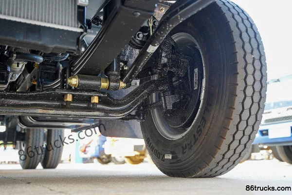 SHACMAN Commercial Vehicle Delong G1 137 hp 4X2(6 wheels) 4.18m Single Row Flatbed Light Truck (5T Rear Axle) Chassis (3) | 86Trucks