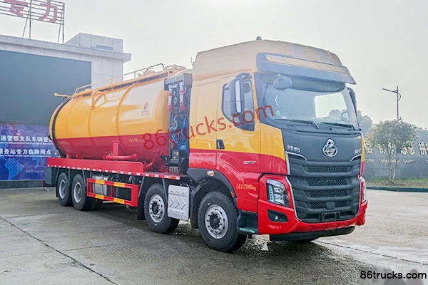 Dongfeng Dongfeng Chenglong H7 Heavy Truck suction/septic tank truck