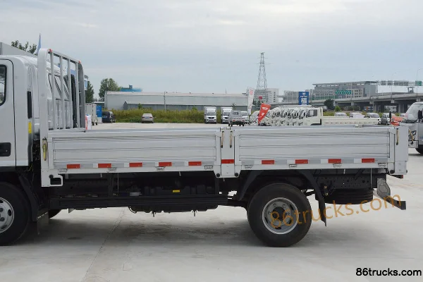Foton Aumark S1 Changying Edition 158hp 4X2(6 wheels) 4.17m AMT Automatic Single Row Flatbed Light Truck Body (3) | 86Trucks