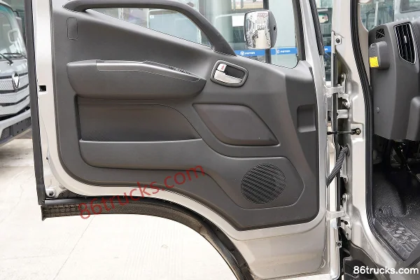 Foton Aumark S1 série Zhiying 131 ch 4X2(6 roues) 3,83 m camion plateau à ridelles cabine demi-avancée (Beijing V) (3) | 86Trucks