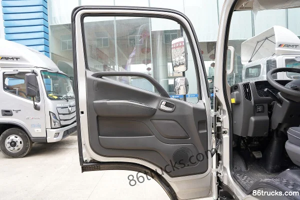Foton Aumark S1 série Zhiying 131 ch 4X2(6 roues) 3,83 m camion plateau à ridelles cabine demi-avancée (Beijing V) (1) | 86Trucks