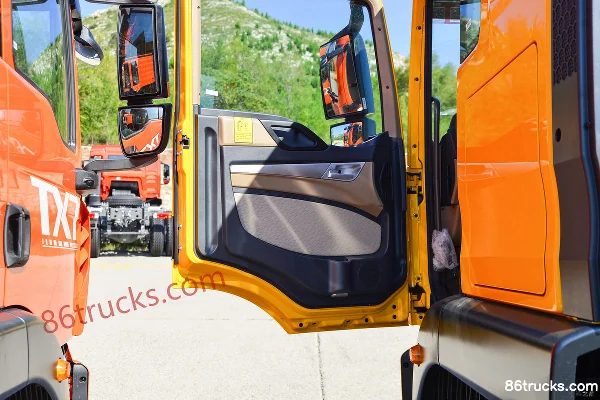 Sinotruk HOWO TX 290 ch 6X2(8 roues) 9,6 m camion porteur à ridelles (China VI) Cabine (2) | 86Trucks