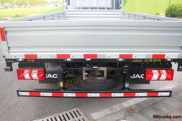 JAC Shuailing HS7 single-row hybrid flatbed light truck 4X2(6 wheels) Body (3) | 86Trucks