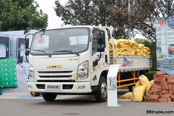 JMC Kaiwei Blue Whale 150 hp 4X2(6 wheels) 4.1m single-row flatbed light truck Exterior (3) | 86Trucks