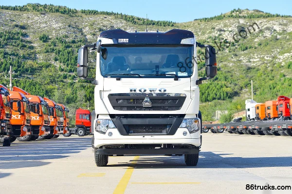 Sinotruk HOWO TX 270 hp 4X2(6 wheels) Aerial Work Truck (Hylifter) Exterior (2) | 86Trucks