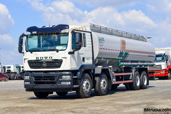 Sinotruk HOWO TX 350 ch 8X4(12 roues) camion de service de fluides Extérieur (3) | 86Trucks