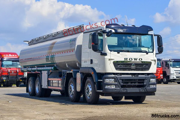 Sinotruk Jinan Sinotruk (Luye) Sinotruk HOWO Chassis liquid transport truck