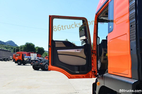 Sinotruk HOWO TX7 290 ch 4X2(6 roues) 9,45 m camion frigorifique Cabine (1) | 86Trucks