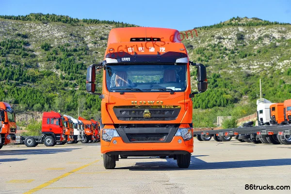 Sinotruk HOWO TX7 270 hp 4X2(6 wheels) 9.6m AMT Automatic Cargo Box Truck Exterior (2) | 86Trucks