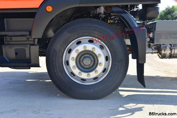 Sinotruk HOWO TX7 270 hp 4X2(6 wheels) 9.6m AMT Automatic Cargo Box Truck Chassis (2) | 86Trucks