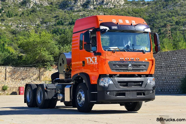 Sinotruk HOWO TX7 Heavy Truck 480 hp 6X4(10 wheels) LNG Tractor Truck Exterior
