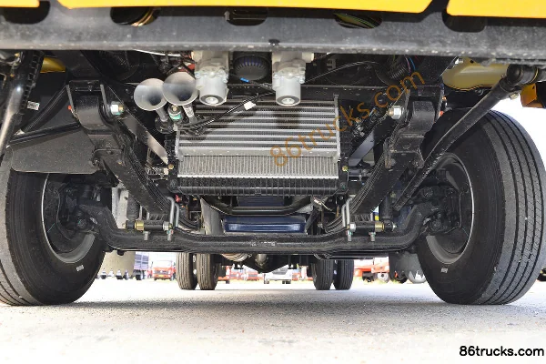 Sinotruk HOWO Hanjiang H 140hp 4X2(6 wheels) 4.15m Single Row Box Light Truck Chassis (1) | 86Trucks