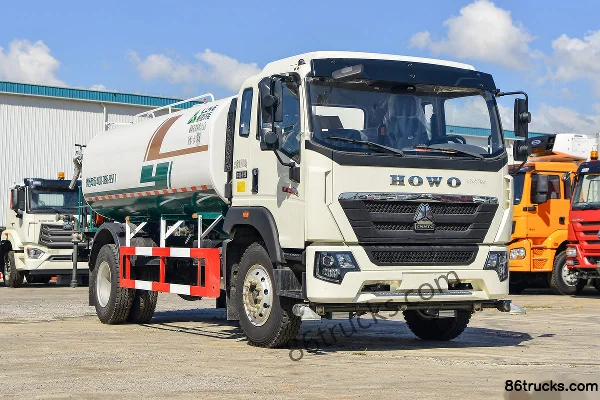 Sinotruk Jinan Sinotruk (Luye) Sinotruk HOWO Chassis water sprinkler truck