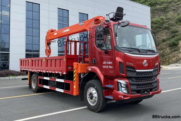 Dongfeng Liuqi New Chenglong M3 245 hp 4X2(6 wheels) 6m truck-mounted crane (Huihui brand) Exterior