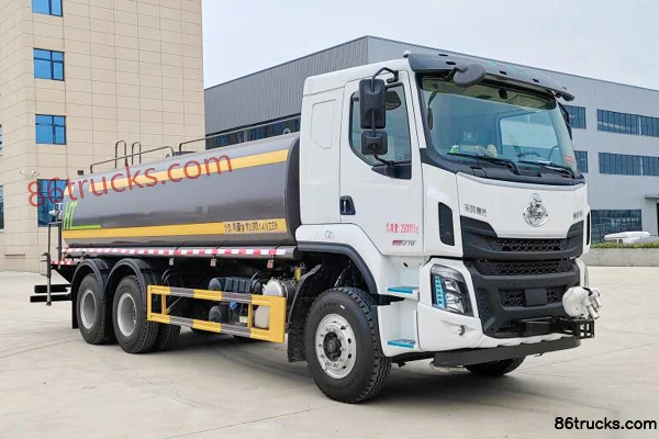 Dongfeng Dongfeng H5 Heavy Truck water sprinkler truck