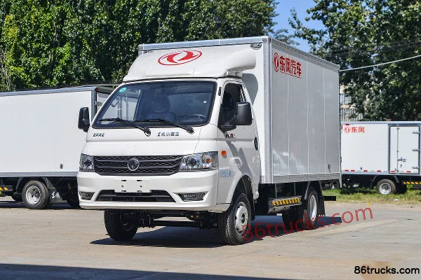 Dongfeng Xiaobawang W17 2.0L 133 hp 4X2(6 wheels) Gasoline 3.35m Single Row Van Truck (China VI) Exterior (3) | 86Trucks