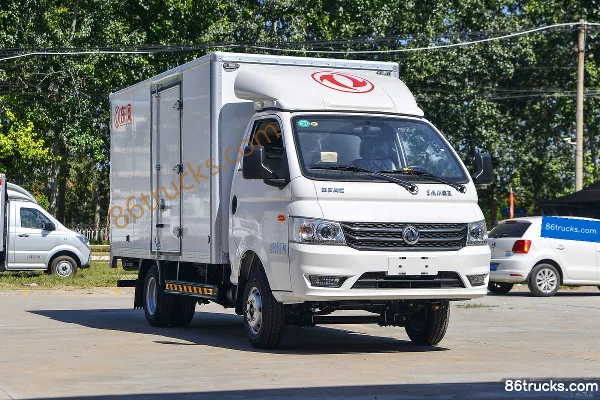 Dongfeng W17 2L CNG 122 hp 4X2(6 wheels) Mengwo 5-speed 3.95m single-row van micro truck Exterior