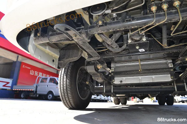 Dongfeng Xiaobawang W17 122hp 4X2(6 wheels) 4.05m Single Row Flatbed Light Truck (China VI) Chassis (2) | 86Trucks
